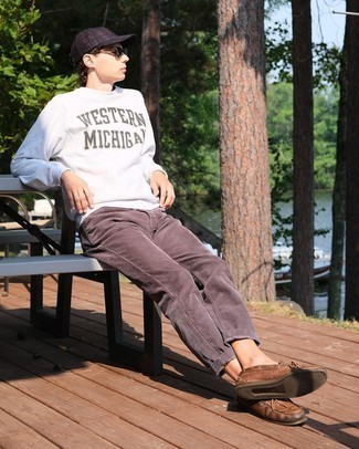 Baseballkappe mit Schottenmuster kombinieren – 6 Herren Outfits warm Wetter