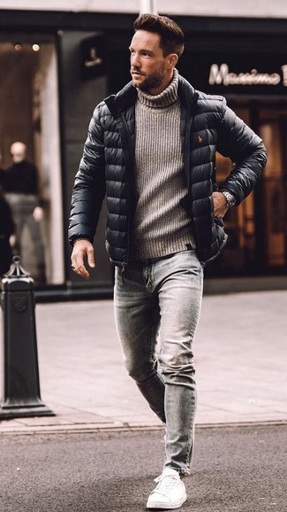 Wie Daunenjacke mit niedriger Sneakers zu kombinieren – 301 Herren Outfits