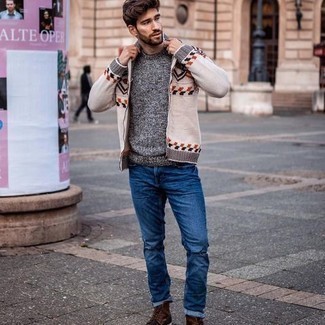 30 Jährige: Wie Pullover mit einem Reißverschluß mit Jeans zu kombinieren – 99 Herren Outfits: Für ein bequemes Couch-Outfit, vereinigen Sie einen Pullover mit einem Reißverschluß mit Jeans. Fügen Sie eine dunkelbraune Lederfreizeitstiefel für ein unmittelbares Style-Upgrade zu Ihrem Look hinzu.