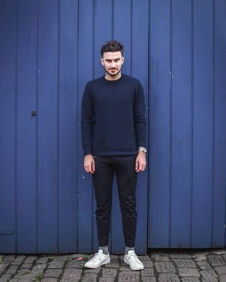 dunkelblauer Pullover mit einem Rundhalsausschnitt von Armani Jeans