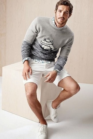 grauer bedruckter Pullover mit einem Rundhalsausschnitt von Calvin Klein Jeans