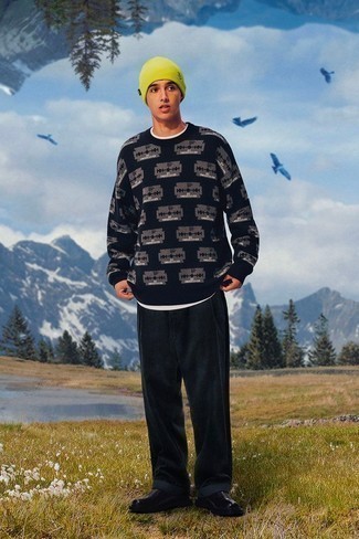 schwarzer bedruckter Pullover mit einem Rundhalsausschnitt von Alexander McQueen