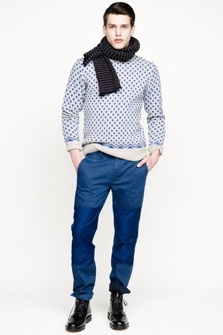 weißer und blauer bedruckter Pullover mit einem Rundhalsausschnitt von DSQUARED2