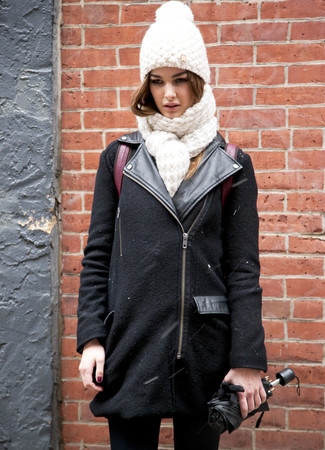 Roten Rucksack kombinieren – 5 Damen Outfits kalt Wetter