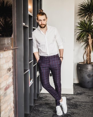 Rote Chinohose mit Schottenmuster kombinieren – 40 Herren Outfits