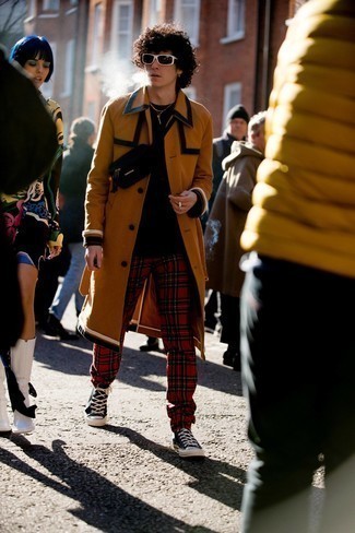 Rote Chinohose mit Schottenmuster kombinieren – 40 Herren Outfits