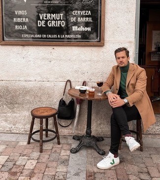Rote gepunktete Socken kombinieren – 22 Herren Outfits