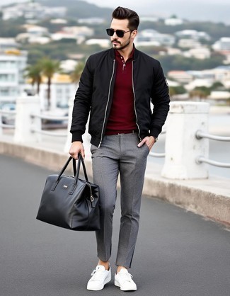 Wie rotes Polohemd mit weißer Segeltuch niedriger Sneakers zu kombinieren – 20 Herren Outfits