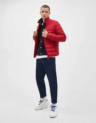 Rote Daunenjacke kombinieren – 28 Casual Herren Outfits
