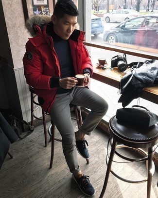 Rote Daunenjacke kombinieren – 28 Casual Herren Outfits