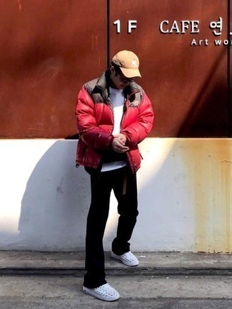 Rote Daunenjacke kombinieren – 28 Casual Herren Outfits