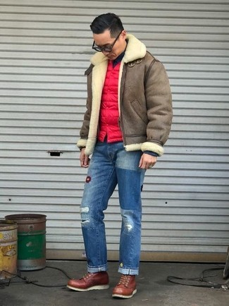 Rote gesteppte ärmellose Jacke kombinieren – 36 Herren Outfits