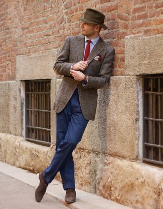 Braunes Sakko kombinieren – 500+ Elegante Herren Outfits: Tragen Sie ein braunes Sakko und eine blaue Anzughose, um vor Klasse und Perfektion zu strotzen. Dunkelbraune Wildleder Oxford Schuhe sind eine perfekte Wahl, um dieses Outfit zu vervollständigen.