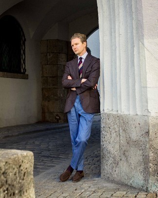 Braunes Wollsakko kombinieren – 500+ Herren Outfits: Kombinieren Sie ein braunes Wollsakko mit einer blauen Anzughose für einen stilvollen, eleganten Look. Dunkelbraune Wildleder Slipper sind eine ideale Wahl, um dieses Outfit zu vervollständigen.