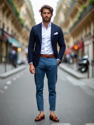 Blaue Chino Herren Kombinieren