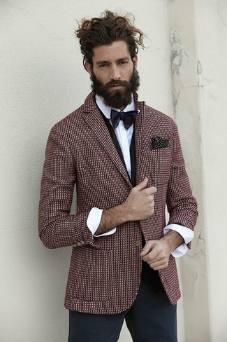 Jacke mit Hahnentritt-Muster kombinieren – 500+ Herren Outfits: Entscheiden Sie sich für eine Jacke mit Hahnentritt-Muster und eine dunkelgraue Chinohose, wenn Sie einen gepflegten und stylischen Look wollen.