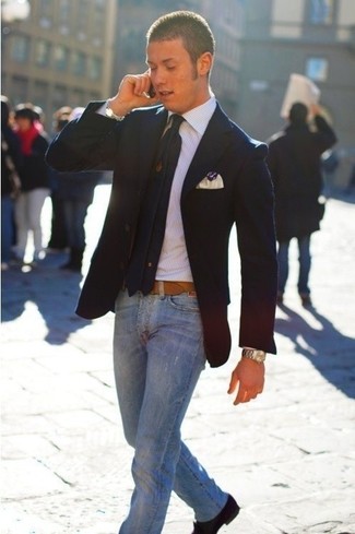 Dunkelblaue Krawatte kombinieren – 500+ Smart-Casual Herren Outfits: Kombinieren Sie ein dunkelblaues Sakko mit einer dunkelblauen Krawatte für eine klassischen und verfeinerte Silhouette.