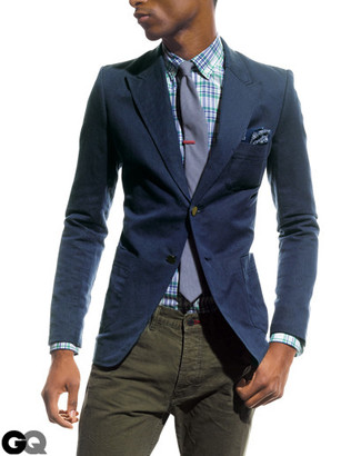 Dunkellila Krawatte kombinieren – 412 Herren Outfits: Etwas Einfaches wie die Wahl von einem dunkelblauen Sakko und einer dunkellila Krawatte kann Sie von der Menge abheben.