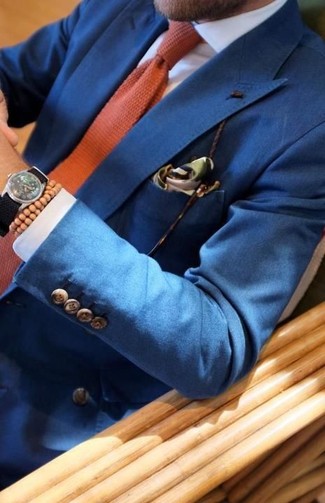Dunkelgrünes bedrucktes Einstecktuch kombinieren – 129 Herren Outfits: Ein blaues Sakko und ein dunkelgrünes bedrucktes Einstecktuch sind eine ideale Outfit-Formel für Ihre Sammlung.
