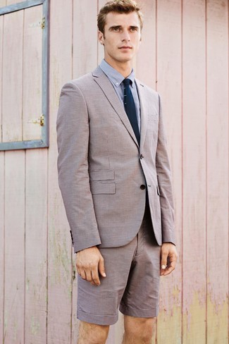 30 Jährige: Strick Krawatte kombinieren – 500+ Herren Outfits: Erwägen Sie das Tragen von einem hellbeige Sakko und einer Strick Krawatte für eine klassischen und verfeinerte Silhouette.