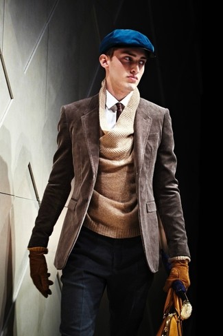 brauner Pullover mit einem V-Ausschnitt von Gant