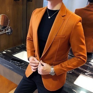 20 Jährige: Orange Jacke kombinieren – 4 Elegante Herren Outfits: Kombinieren Sie eine orange Jacke mit einer schwarzen Anzughose für einen stilvollen, eleganten Look.