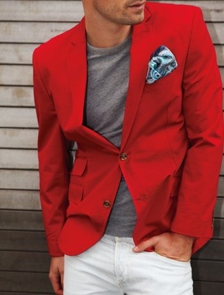 Dunkelblaues Einstecktuch mit Paisley-Muster kombinieren – 71 Herren Outfits: Für ein bequemes Couch-Outfit, tragen Sie ein rotes Baumwollsakko und ein dunkelblaues Einstecktuch mit Paisley-Muster.