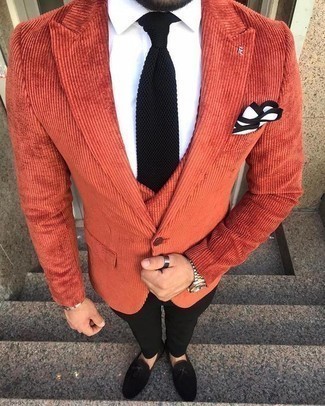 orange Sakko, orange Weste, weißes Businesshemd, schwarze Anzughose für Herren