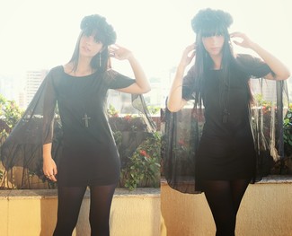 Schwarzes Chiffon Freizeitkleid kombinieren – 3 Damen Outfits: Entscheiden Sie sich für ein schwarzes Chiffon Freizeitkleid für einen großartigen Wochenend-Look.