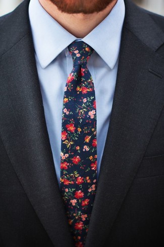 dunkelblaue Krawatte mit Blumenmuster von Selected Homme