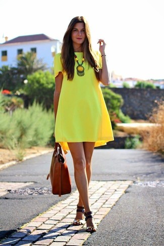 gelbes schwingendes Kleid von Asos