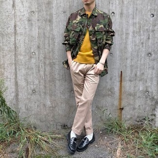 olivgrüne Camouflage Shirtjacke von Maison Mihara Yasuhiro