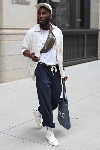 dunkelblaue und weiße bedruckte Shopper Tasche aus Segeltuch von A.P.C.
