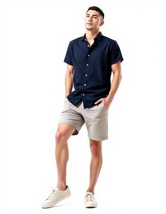 Wie Kurzarmhemd mit Leinenschuhe zu kombinieren – 19 Herren Outfits