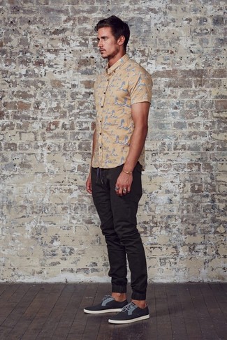 Wie Kurzarmhemd mit Leinenschuhe zu kombinieren – 19 Herren Outfits