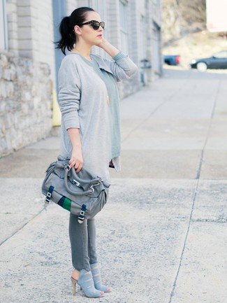 graue Strickjacke mit einer offenen Front von DKNY