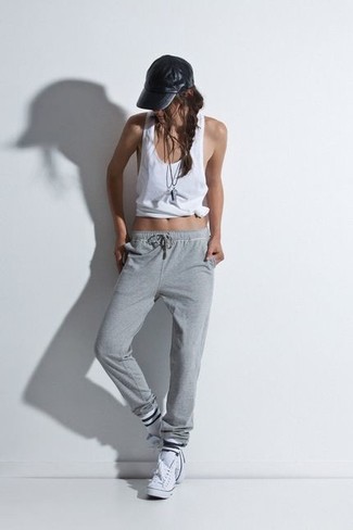 Jogginghose kombinieren – 56 Sommer Damen Outfits
