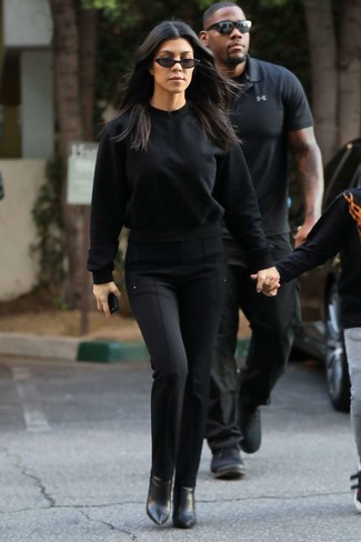 schwarzes Sweatshirt von Calvin Klein