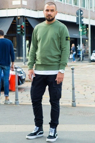 grünes Sweatshirt von Nike