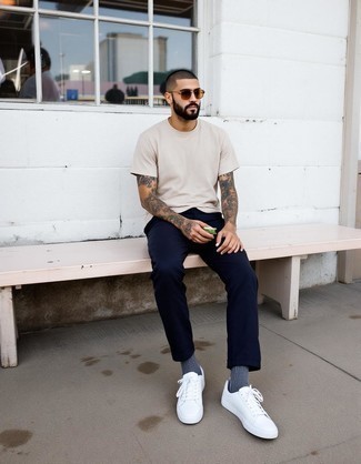 dunkelblaue vertikal gestreifte Socken von Tommy Hilfiger