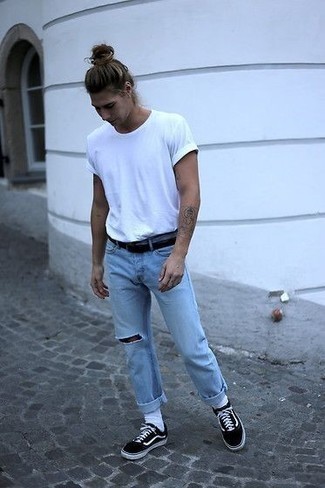 hellblaue Jeans mit Destroyed-Effekten von Heron Preston