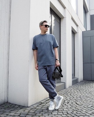 graue bedruckte hohe Sneakers aus Segeltuch von Karl Lagerfeld