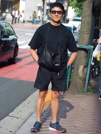 schwarze Shopper Tasche aus Segeltuch von Issey Miyake Men