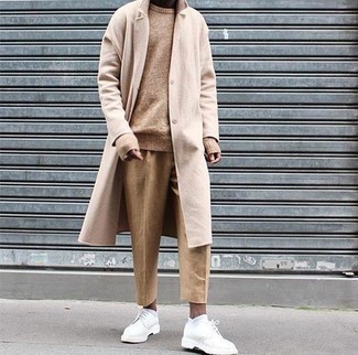 Beige Pullover mit einem Rundhalsausschnitt kombinieren – 832+ Herren Outfits