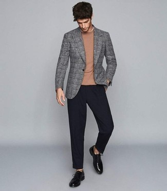 Beige Pullover mit einem Rundhalsausschnitt kombinieren – 832+ Herren Outfits