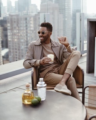 Beige Espadrilles kombinieren – 10 Herbst Herren Outfits