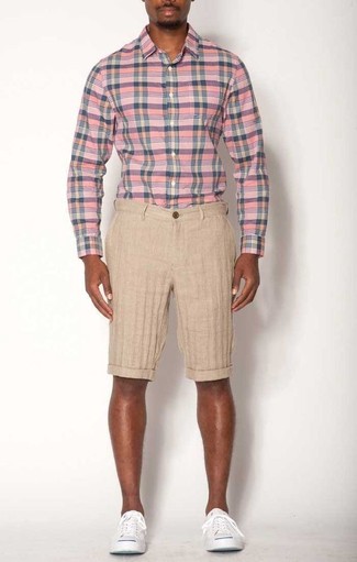 Beige Leinen Shorts kombinieren – 11 Herren Outfits