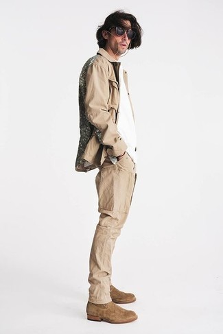 Beige bedruckte Shirtjacke kombinieren – 6 Herren Outfits