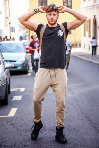 Beige Jogginghose kombinieren – 78 Herren Outfits