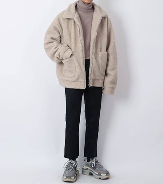 Welche Sportschuhe mit beige Rollkragenpullovers zu tragen – 50 Herren Outfits